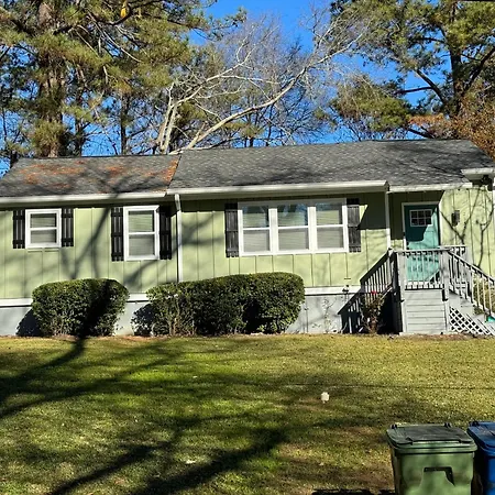 Grove Park- 'Newly Renovated' Home- Just Mins From Midtown/Downtown Atlanta.
